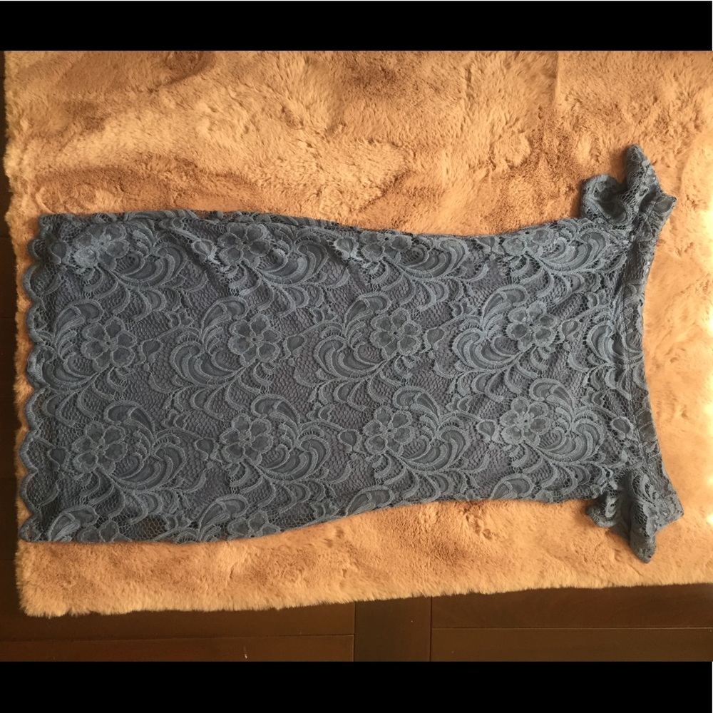 Lace bodycon dress